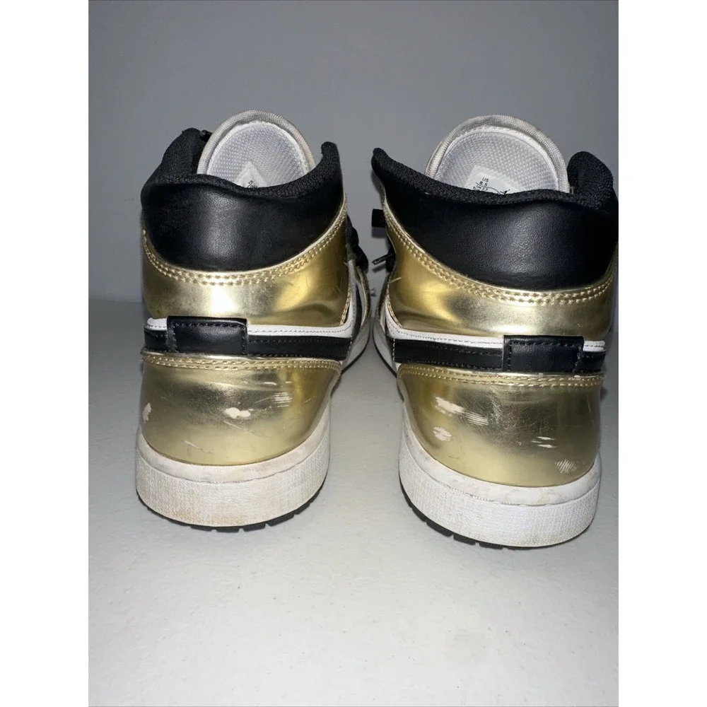 Jordan 1 Mid SE Men's‎ Size 8.5 - Metallic Gold With Box Shoes Sneakers